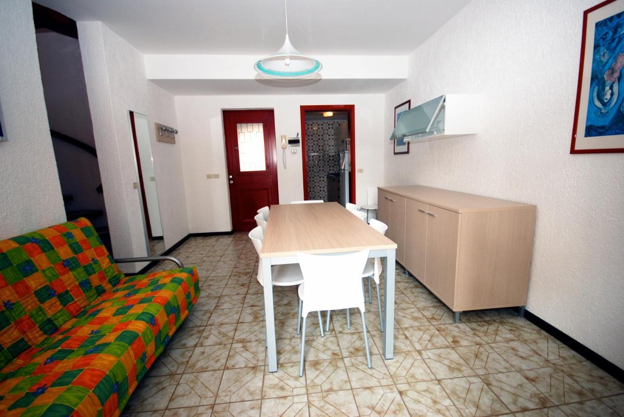 Holiday Village Lignano Sabbiadoro Extérieur photo
