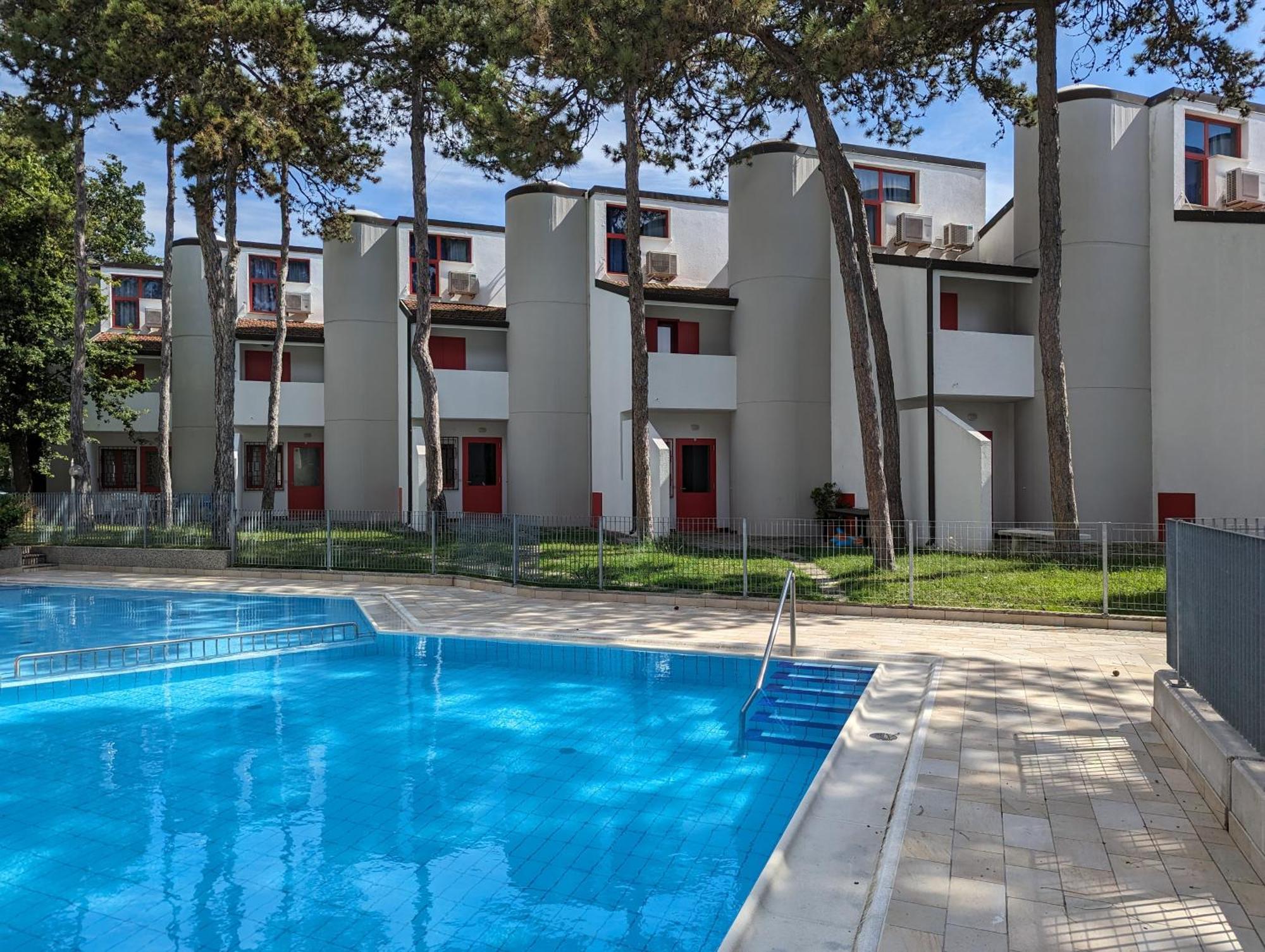 Holiday Village Lignano Sabbiadoro Extérieur photo